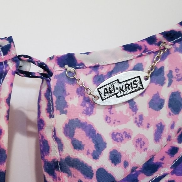 pink blue white sleeveless split back blouse tunic - Picture 3 of 5